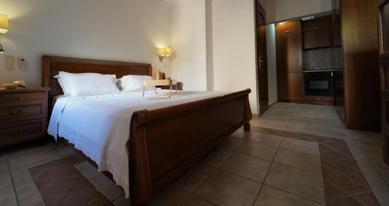 Hotel Tourist Парга Екстериор снимка